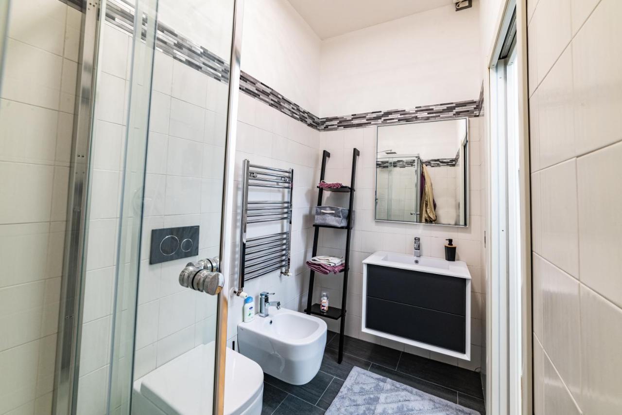 Morgana Sotto Le Torri Centro Storico Apartment Bologna Luaran gambar
